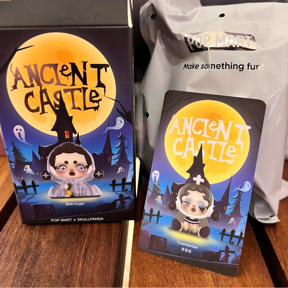 POP MART * SKULLPANDA - Ancient Castle Series. Chamberlain.